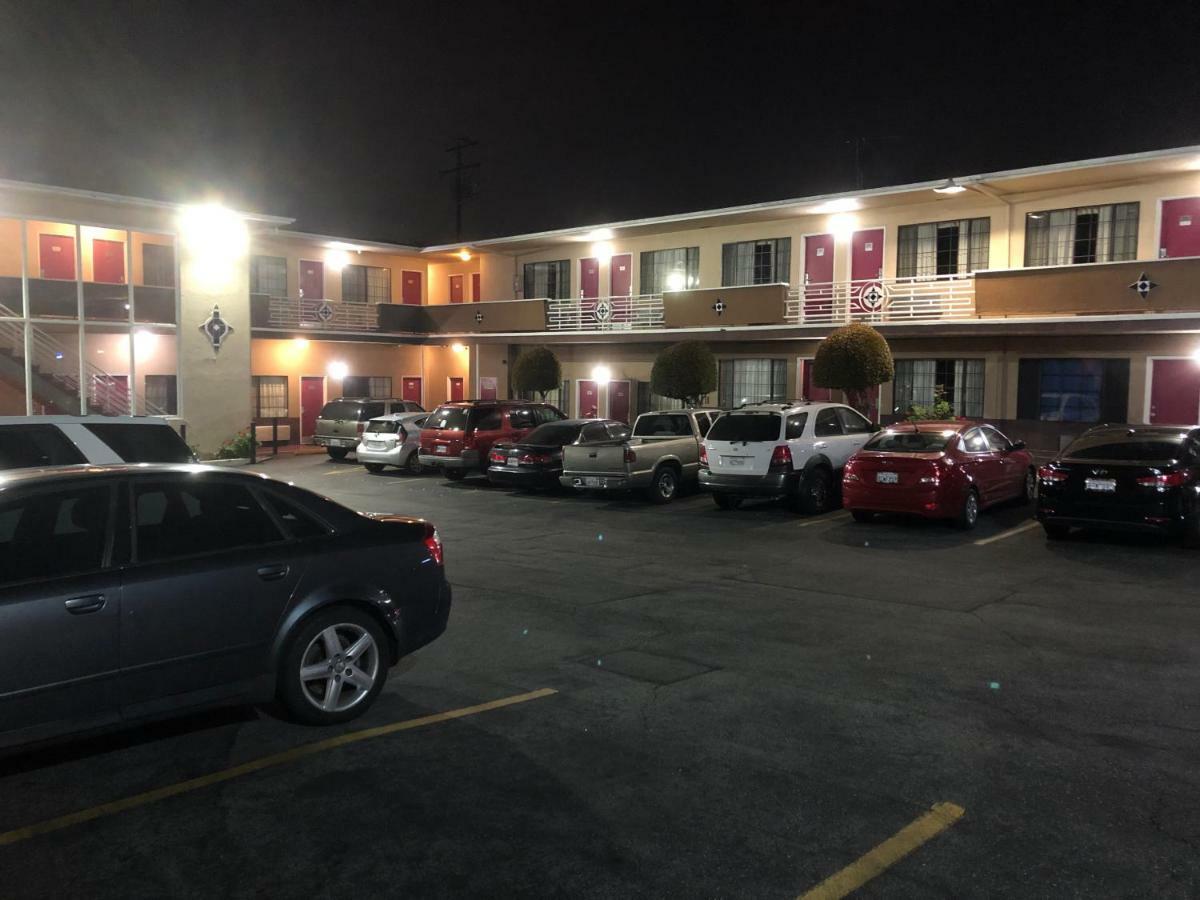 Whittier Travel Inn 외부 사진